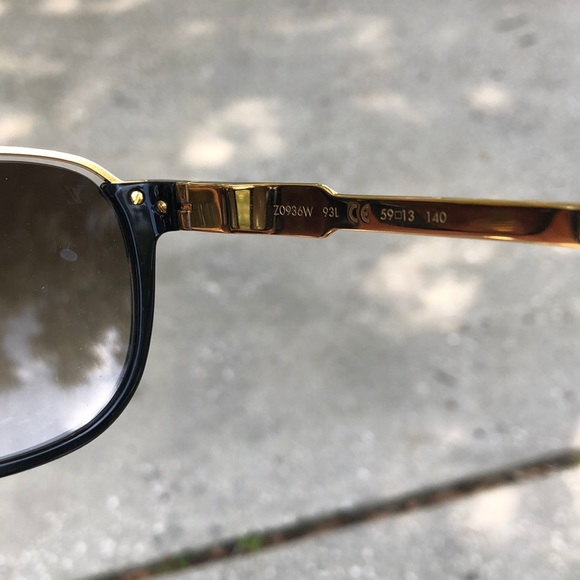 Louis Vuitton Mascot Sunglasses - Picture 6 of 7